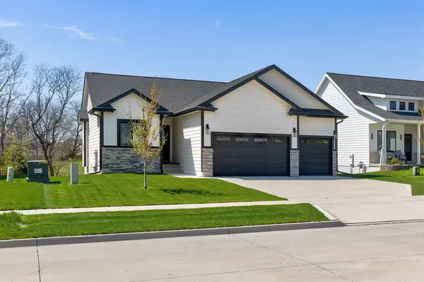 1010 Harrington Way, Waukee, IA 50263