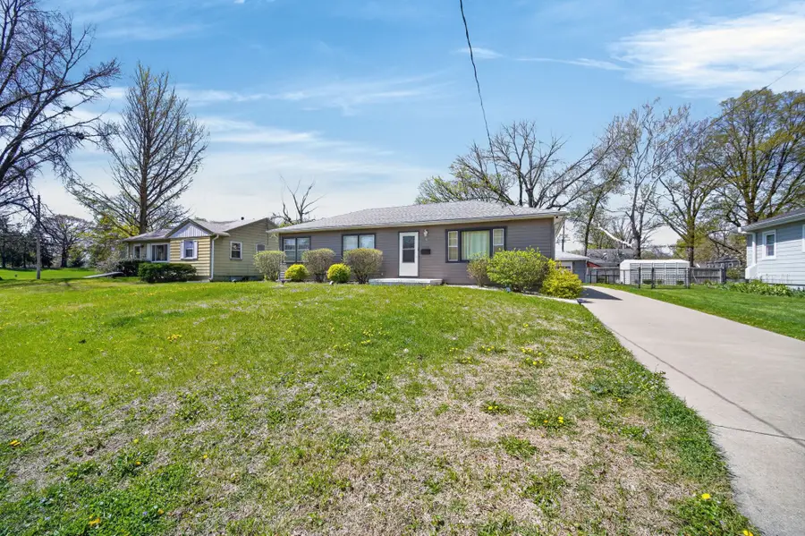 2306 48th Place, Des Moines, IA 50310 - #3