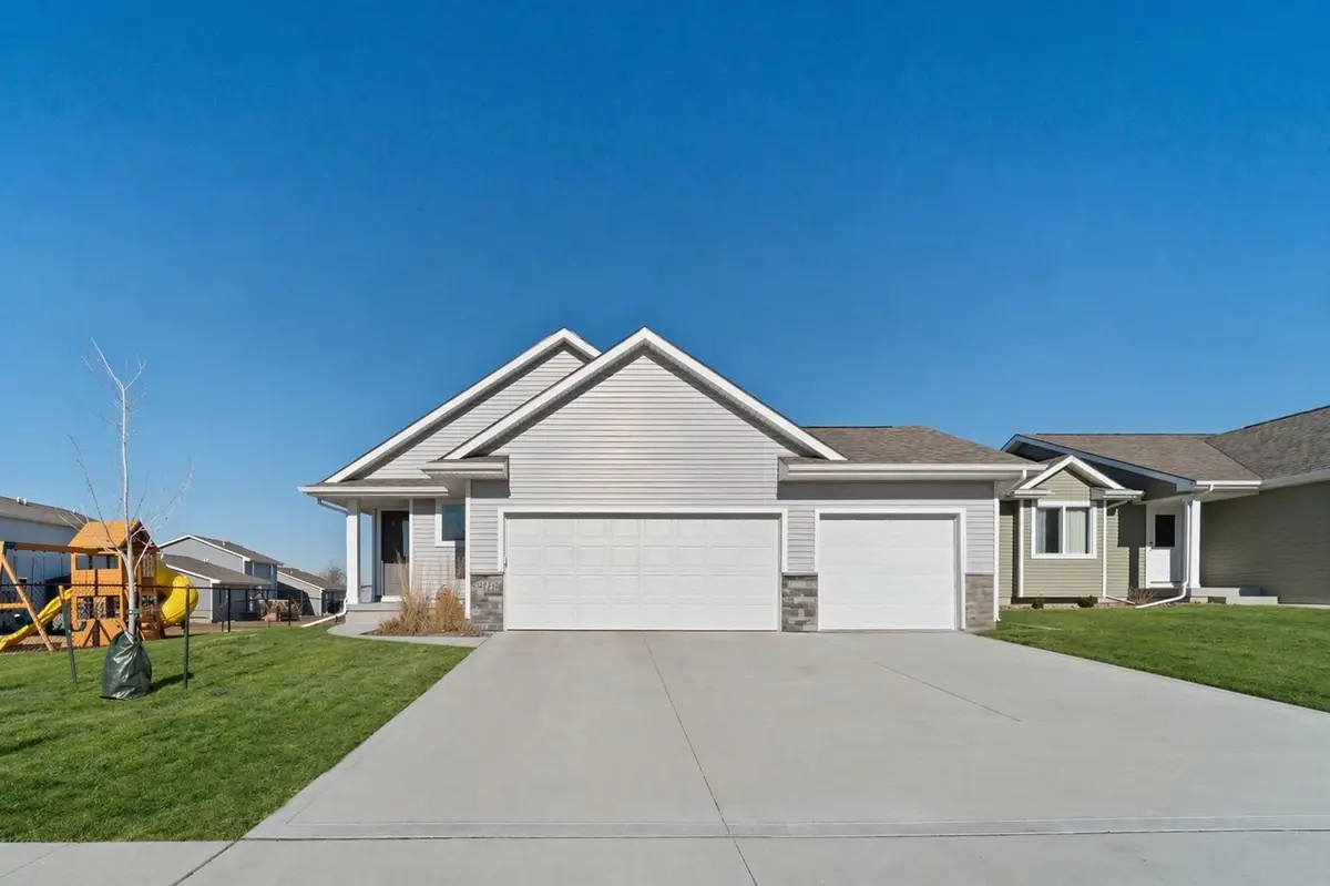 4416 NW 12th Street, Ankeny, IA 50023 - #1