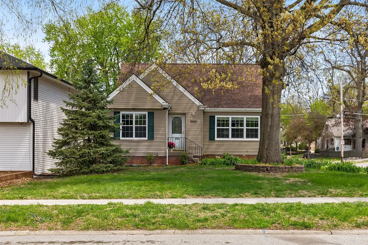 2501 36th Street, Des Moines, IA 50310 - #1