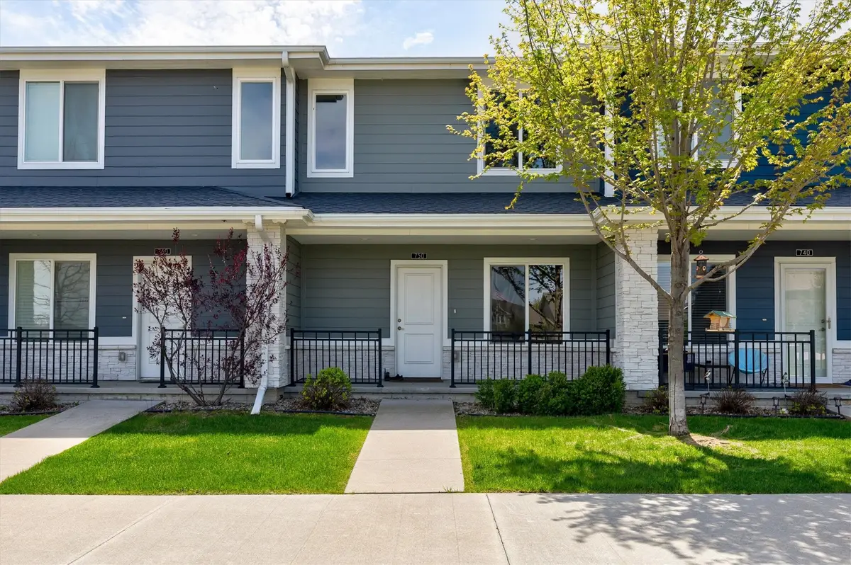 750 SE Westown Parkway, Waukee, IA 50263 - #1