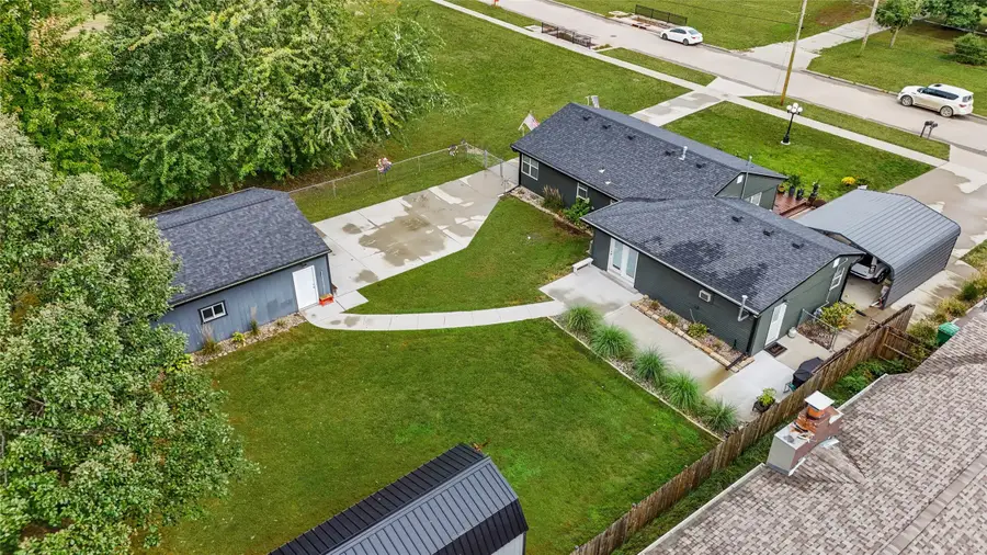 5840 NW 54th Court, Johnston, IA 50131 - #3