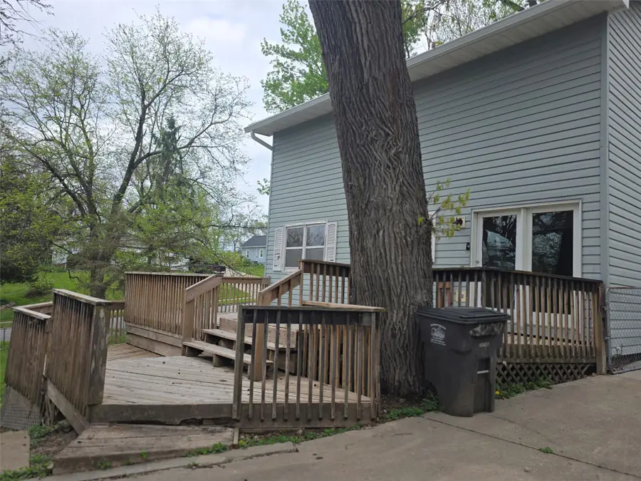 3200 SE 4th Court, Des Moines, IA 50315 - #2