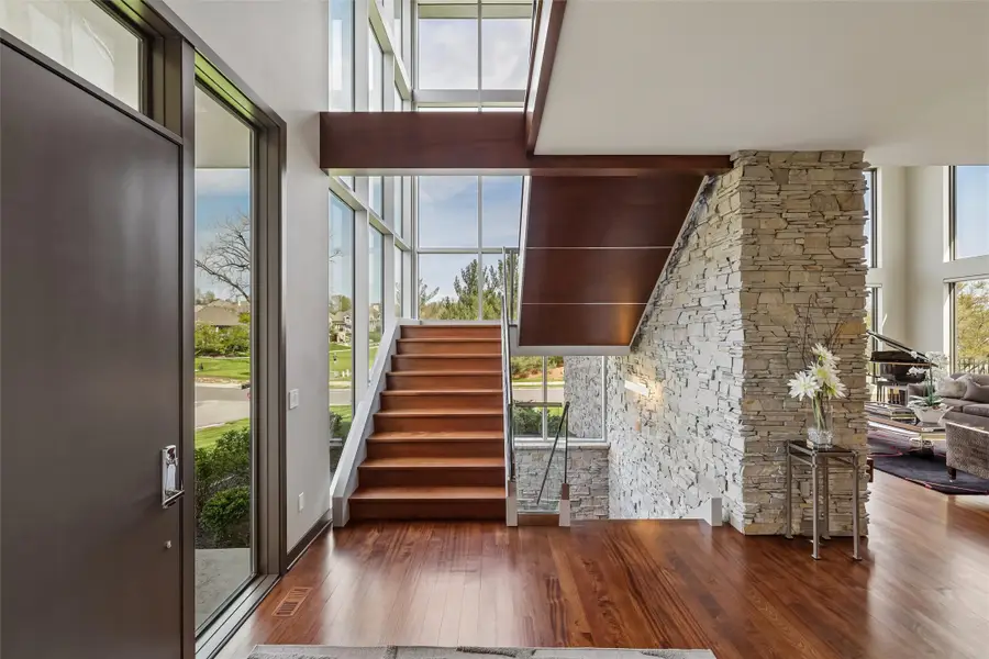 5710 Chestnut Lane, West Des Moines, IA 50266 - #3