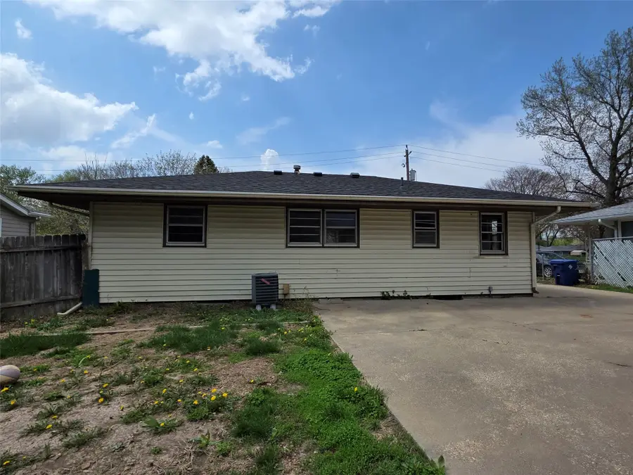 3925 64th Street, Urbandale, IA 50322 - #2