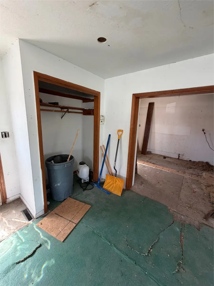 1527 Dayton Street, Ellsworth, IA 50075 - #2