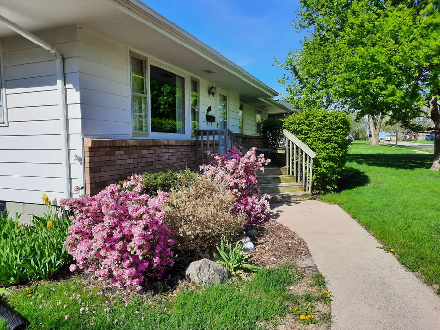321 SE 9th Street, Ankeny, IA 50021 - #2