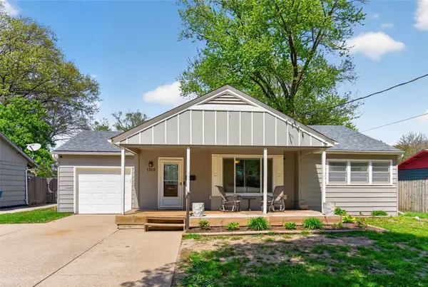 1501 Carrie Avenue, Des Moines, IA 50315