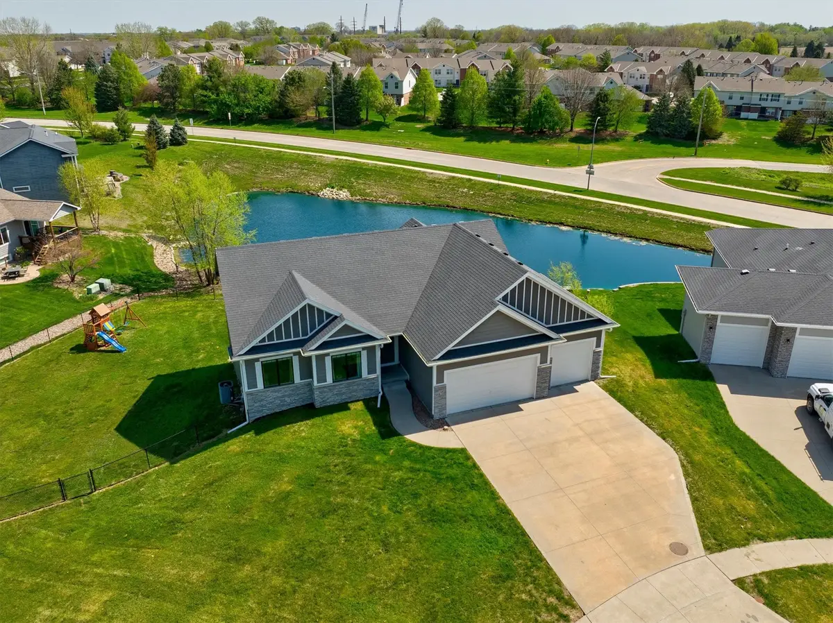 8829 Norway Drive, West Des Moines, IA 50266 - #1