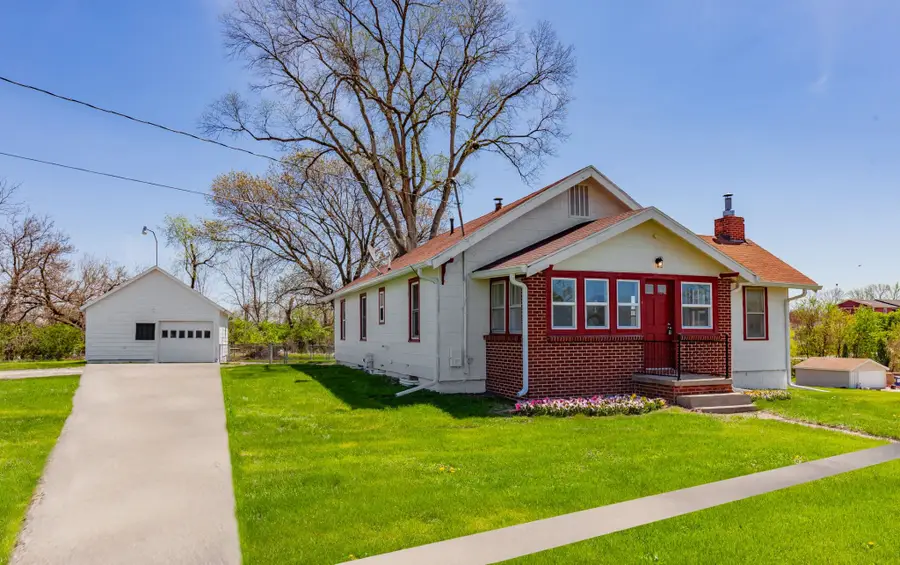 3141 SE 22nd Street, Des Moines, IA 50320 - #2