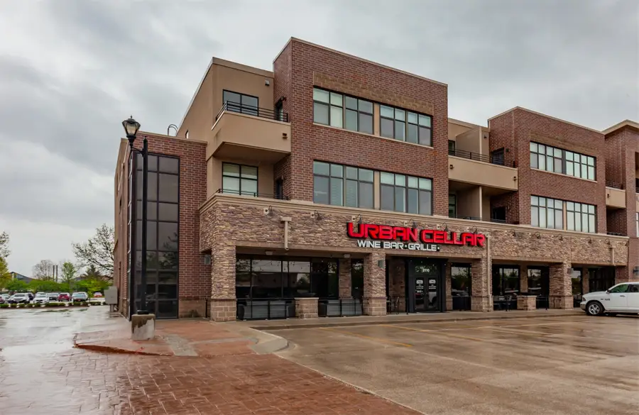 640 S 50th Street #2203, West Des Moines, IA 50265 - #3