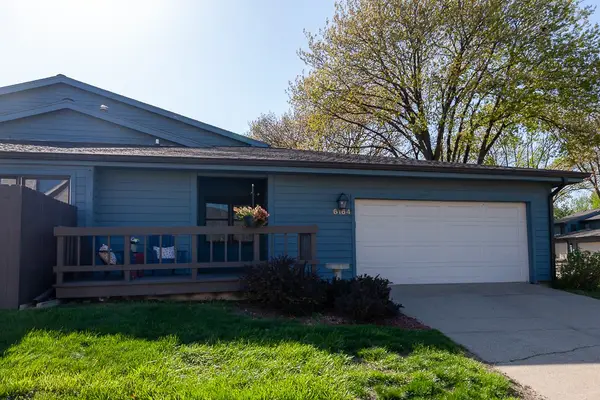 6164 Terrace Drive #18, Johnston, IA 50131