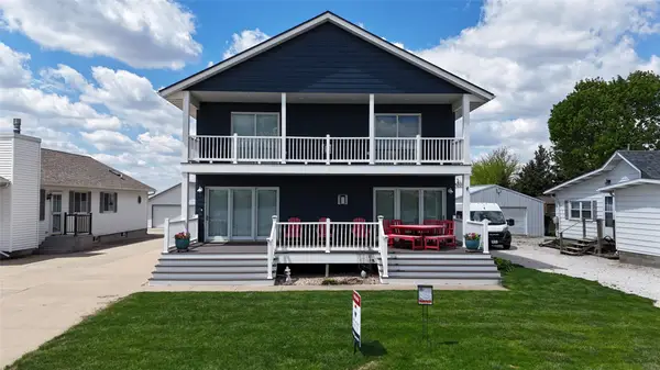 7406 Twin Lakes Road, Manson, IA 50563