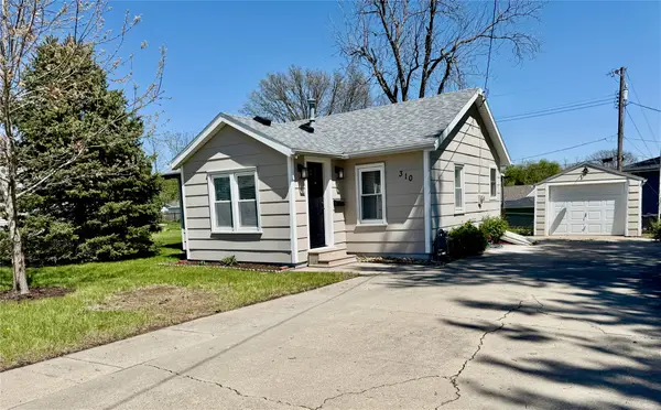 310 E 16th Street N, Newton, IA 50208