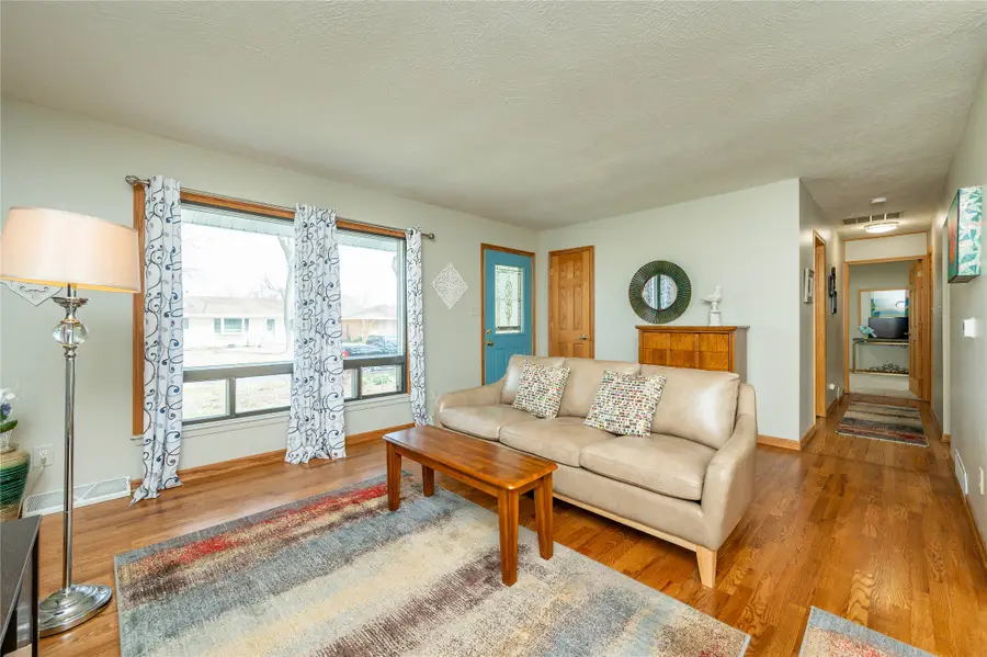 209 SE 4th Street, Ankeny, IA 50021 - #2