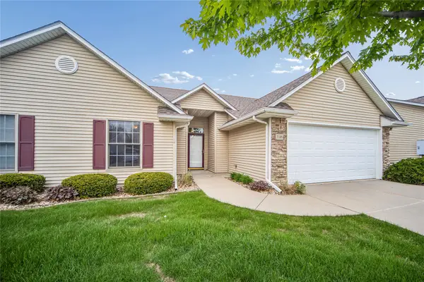 3516 NE Bentgrass Court, Ankeny, IA 50021