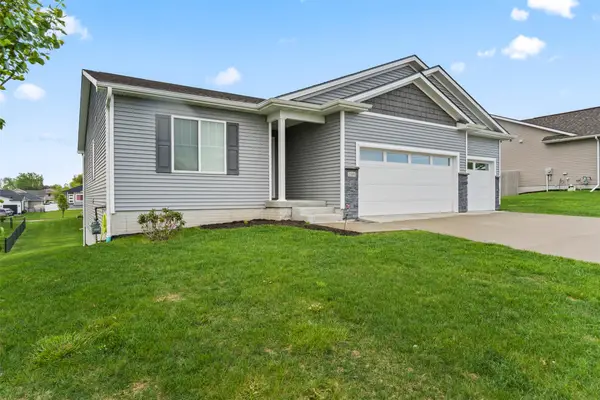 2501 N 7th Avenue Place E, Newton, IA 50208
