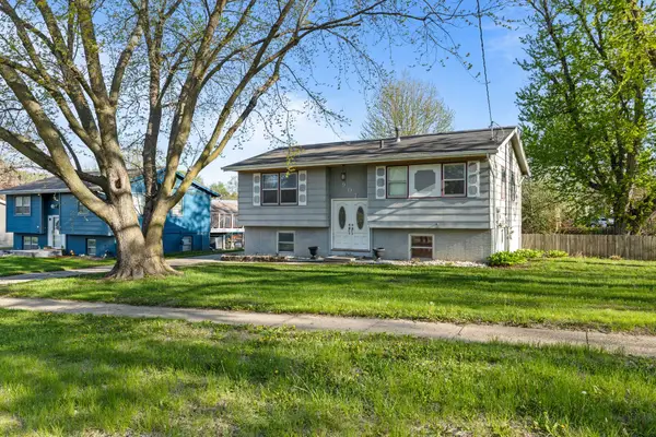 907 4th Street Sw, Altoona, IA 50009