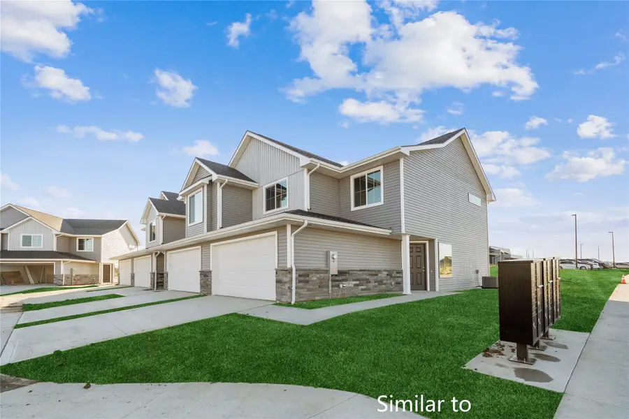 1118 Sunflower Lane, Pella, IA 50219 - #2