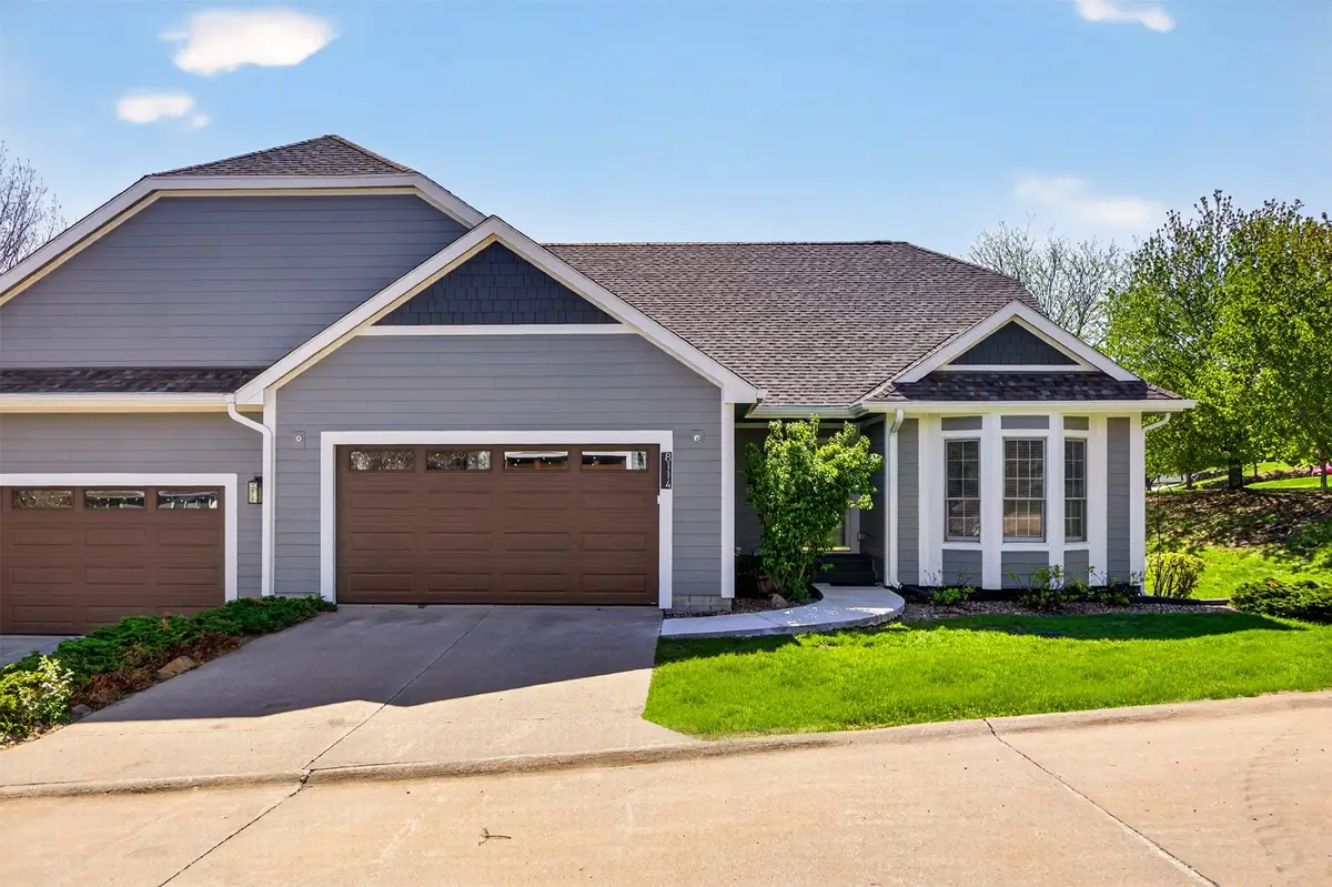 8114 Cobblestone Court, Urbandale, IA 50322 - #1