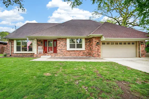 1807 75th Street, Windsor Heights, IA 50324