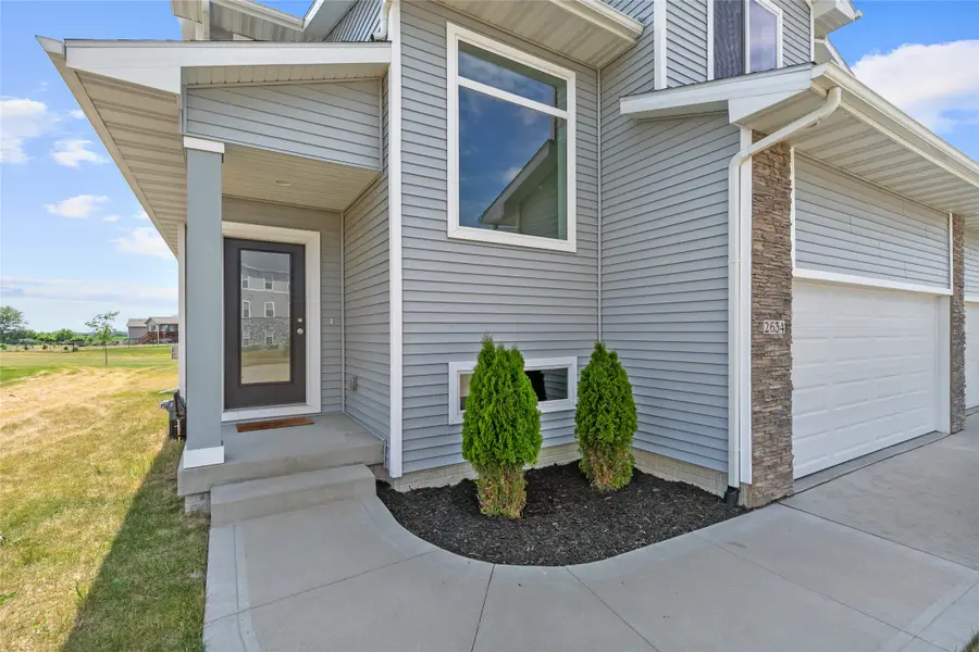 2634 3rd Avenue Sw, Altoona, IA 50009 - #3