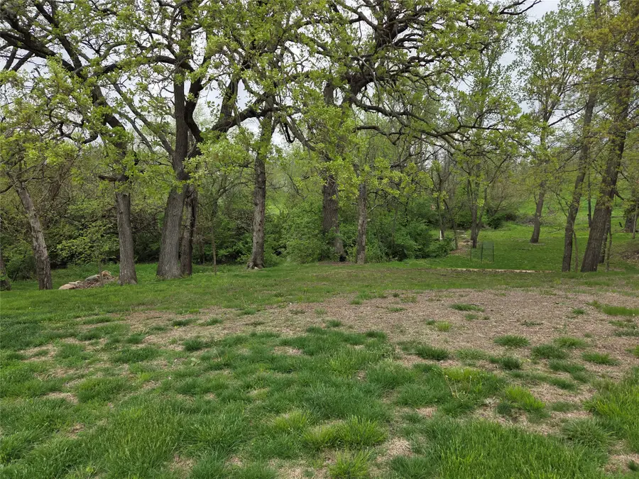 1305 S L Court, Indianola, IA 50125 - #3