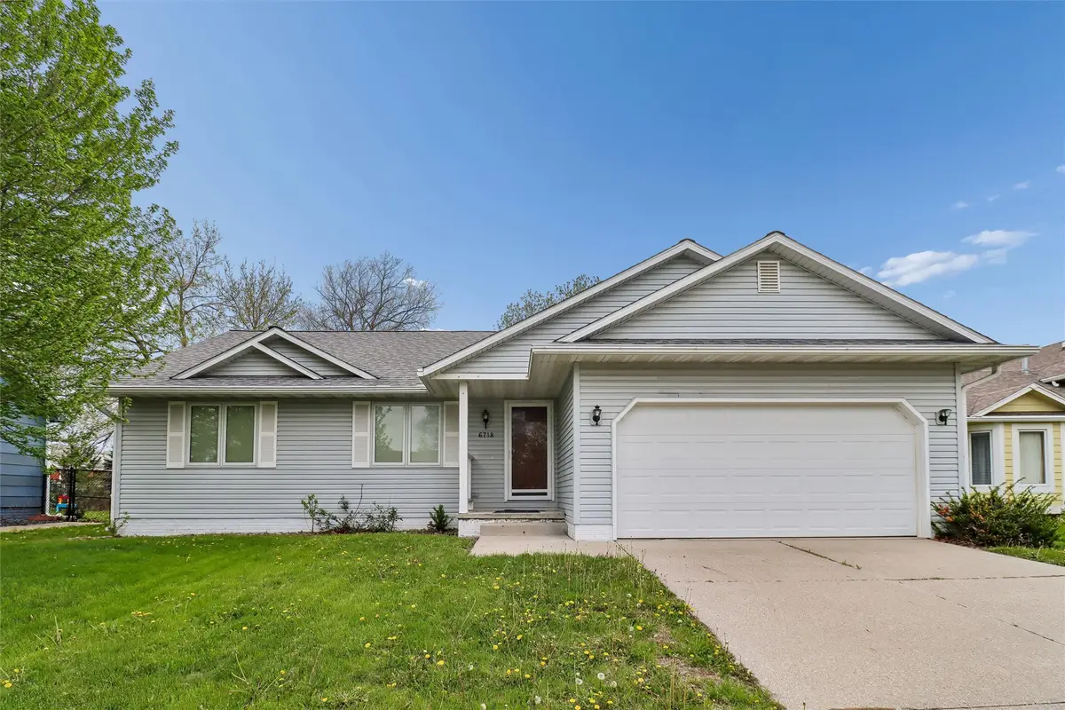 6718 SE 2nd Court, Des Moines, IA 50315 - #1