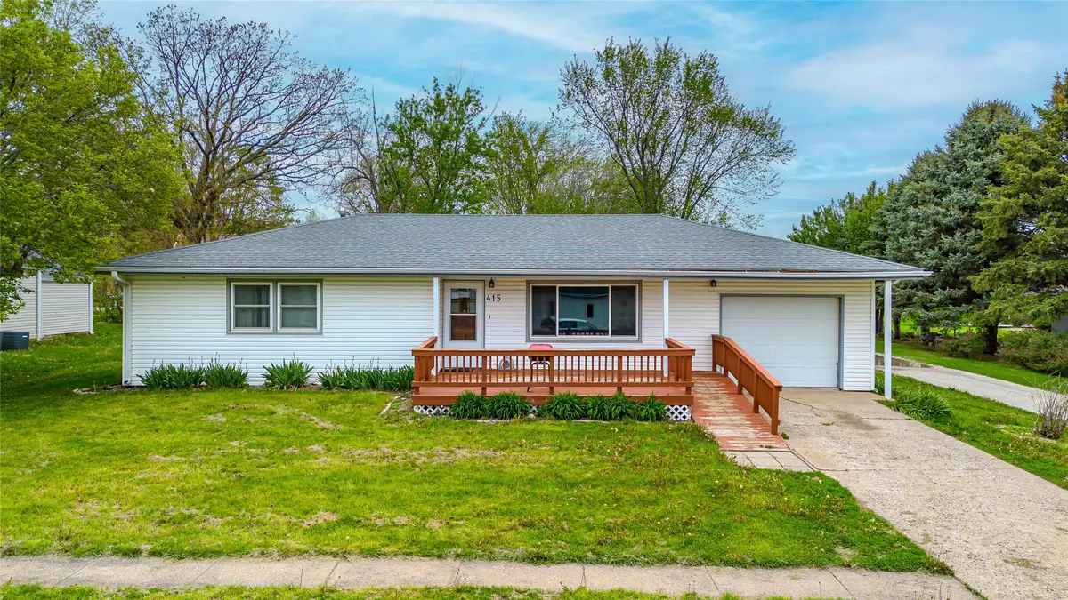 415 NE 4th Street, Stuart, IA 50250 - #1
