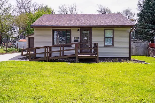 408 E 21st Street S, Newton, IA 50208