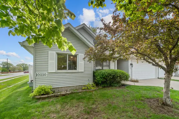 10110 Meredith Drive #1, Urbandale, IA 50322