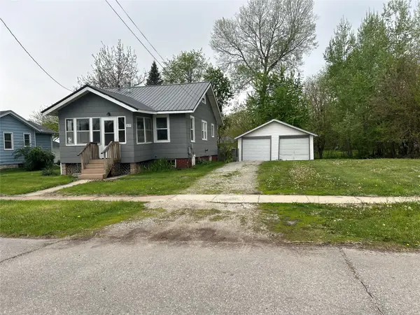 619 E 10th Street N, Newton, IA 50208