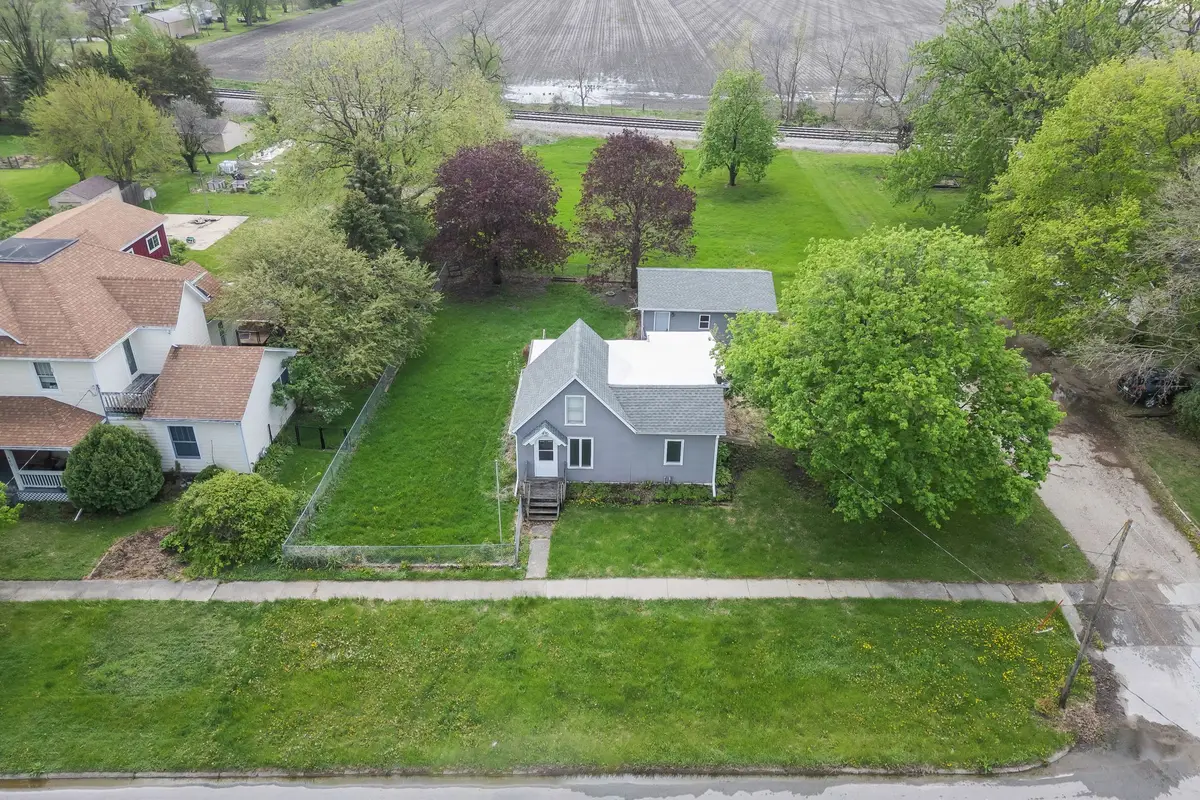 470 NW 2nd Street, Earlham, IA 50072 - #1