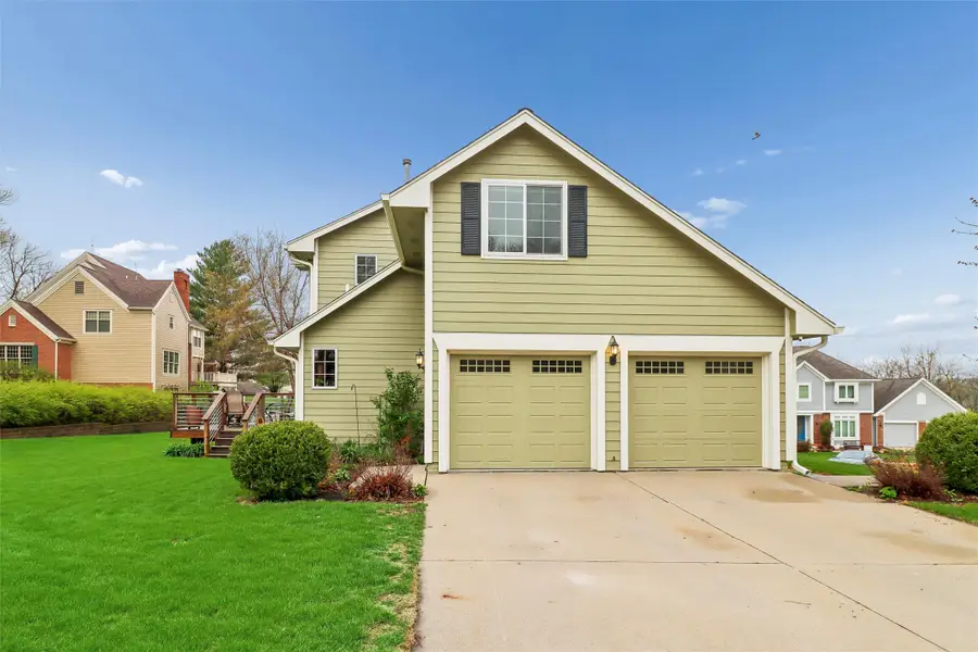 1001 W Sunset Circle, Indianola, IA 50125 - #3
