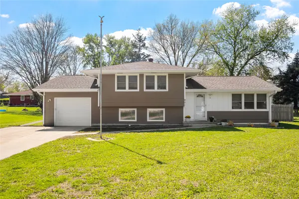 901 16th Street, Perry, IA 50220