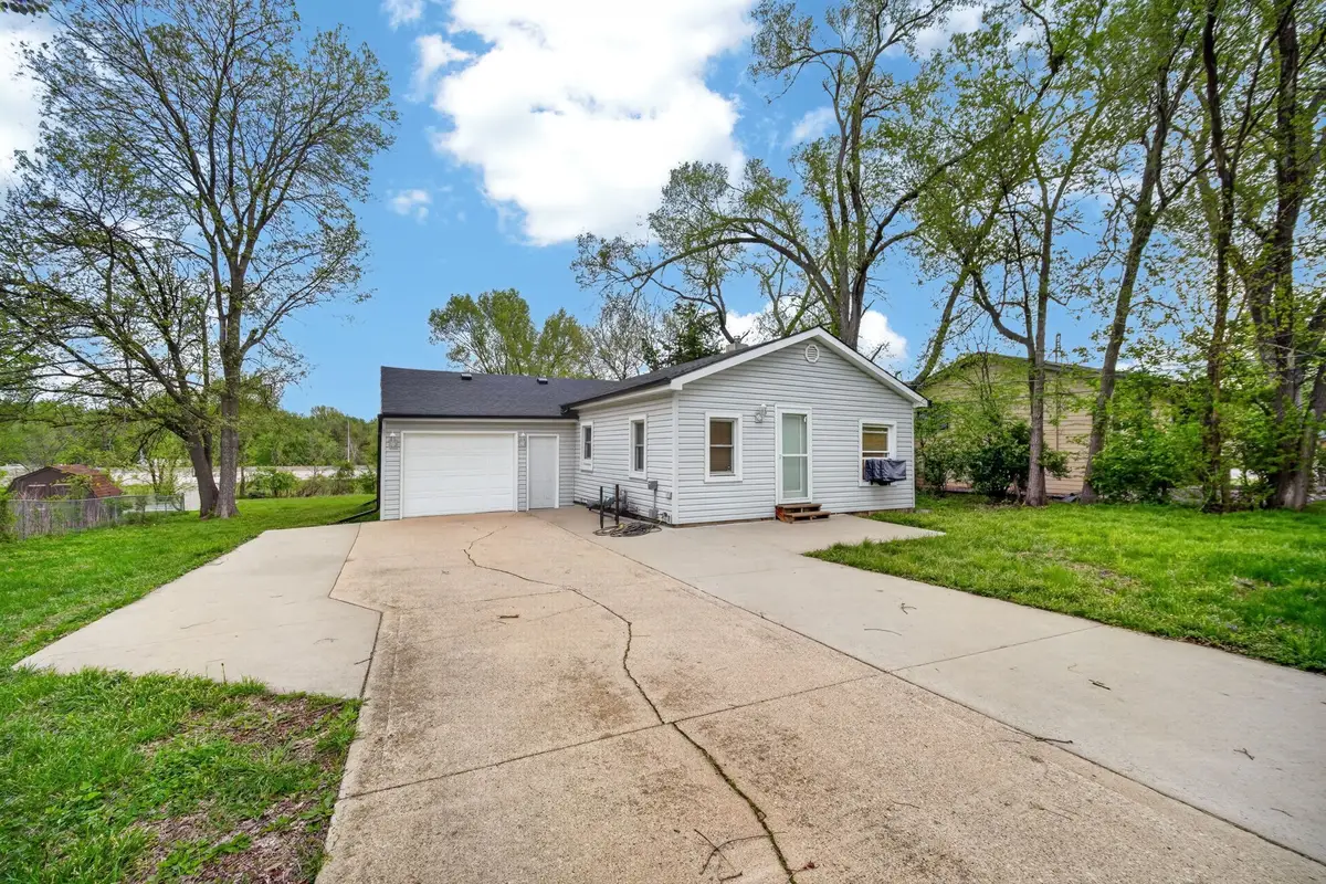 5415 NW Torgerson Drive, Des Moines, IA 50310 - #1