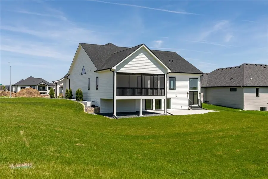 18284 Baxter Place, Clive, IA 50325 - #3