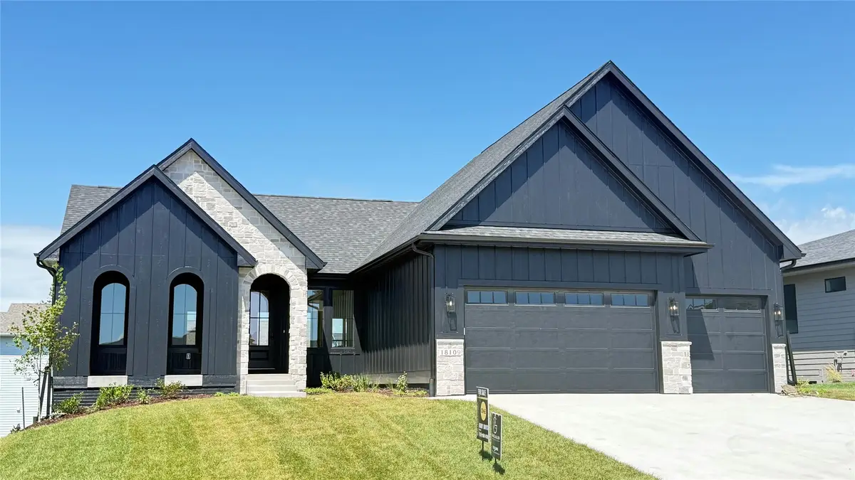 18109 Tanglewood Drive, Clive, IA 50325 - #1