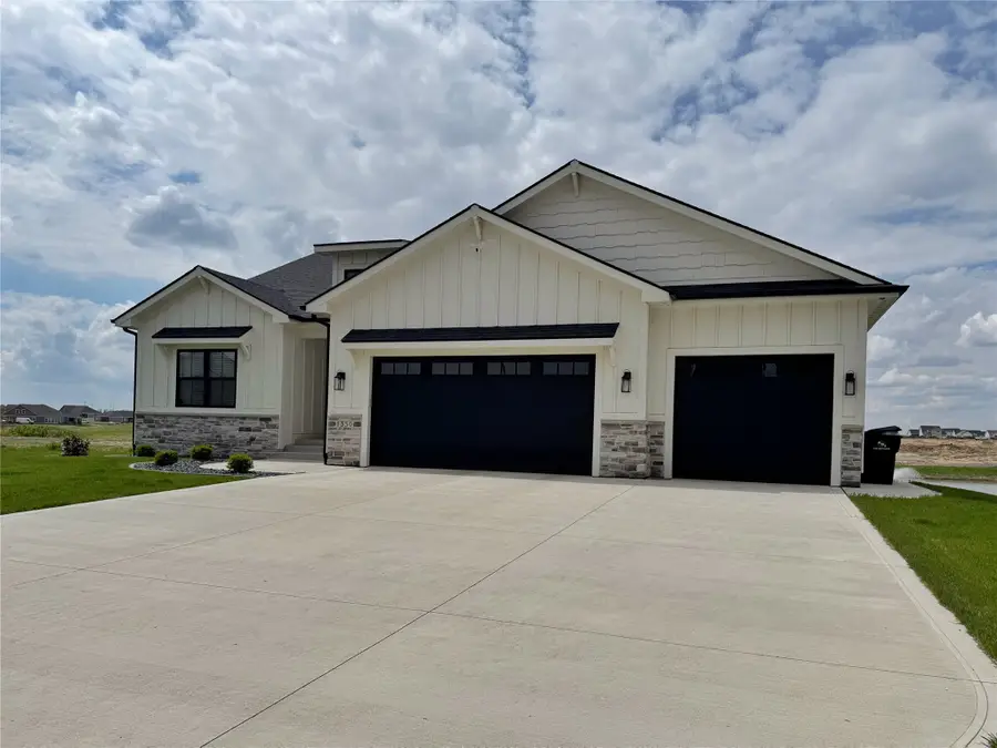1350 NW Brooks Drive, Waukee, IA 50263 - #3