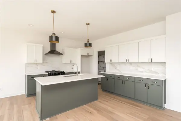 1104 NW Sproul Drive, Waukee, IA 50263