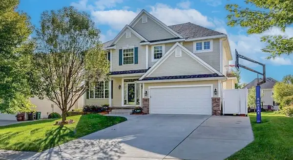 9020 Telford Circle, Johnston, IA 50131