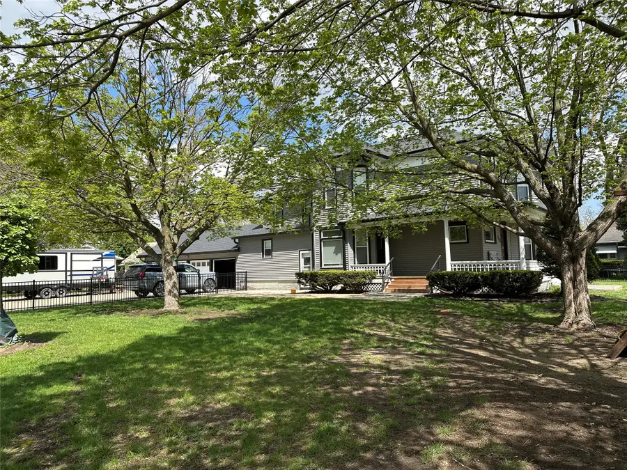 505 E Court Avenue, Winterset, IA 50273 - #3