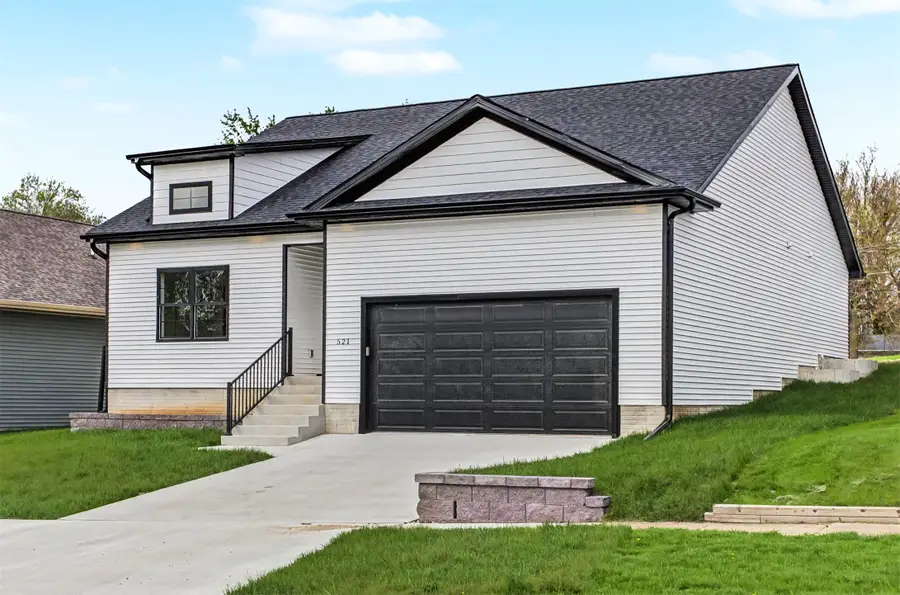 521 Greene Street, Boone, IA 50036 - #3