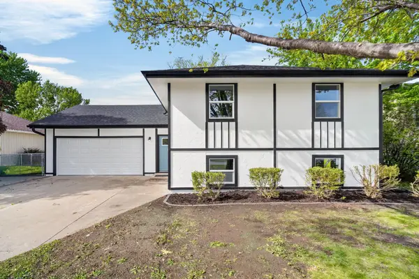 1410 E Euclid Avenue, Indianola, IA 50125