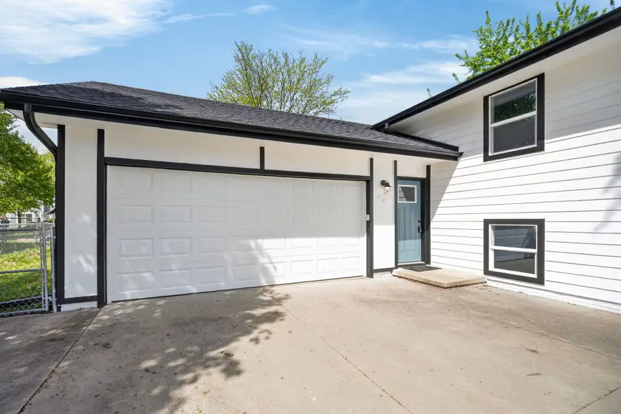 1410 E Euclid Avenue, Indianola, IA 50125 - #2