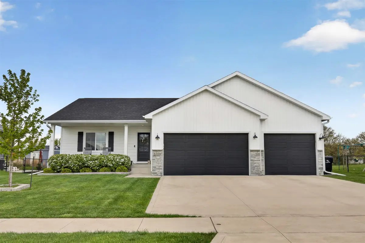 5306 NW 17th Street, Ankeny, IA 50023 - #1