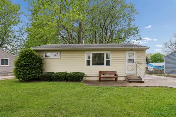 807 E 13th Street N, Newton, IA 50208