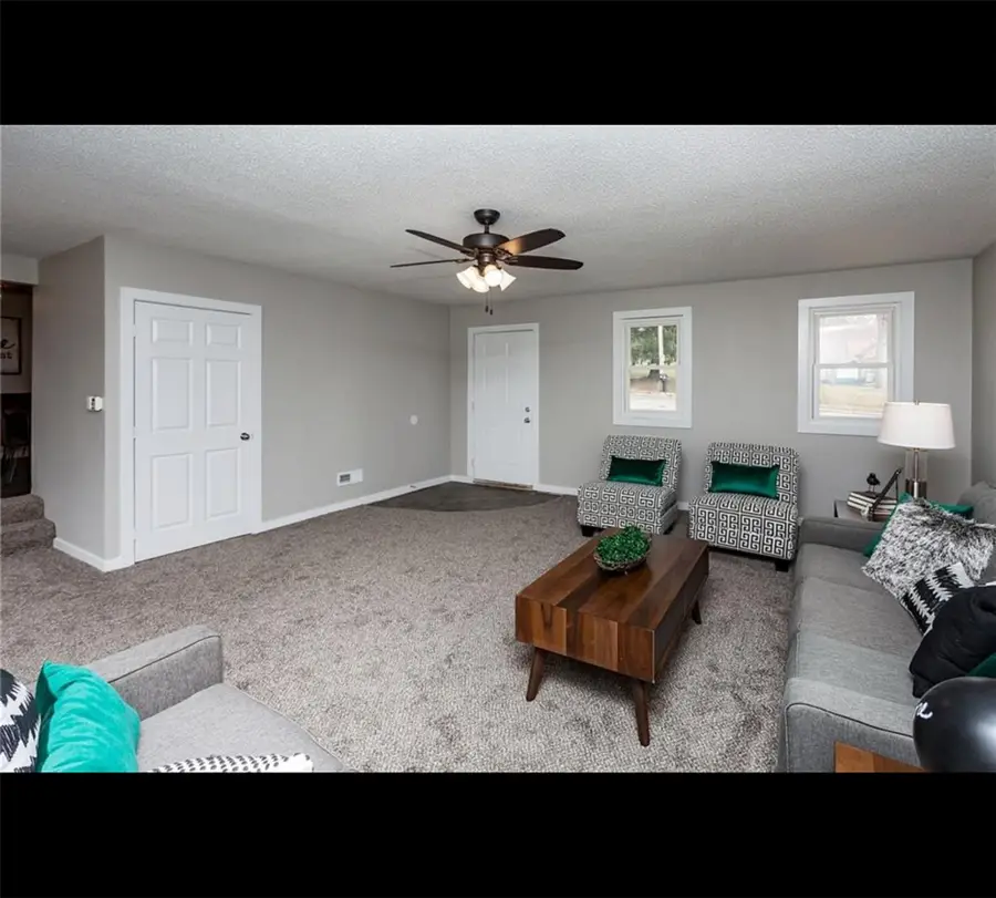 2704 Hubbell Avenue, Des Moines, IA 50317 - #2