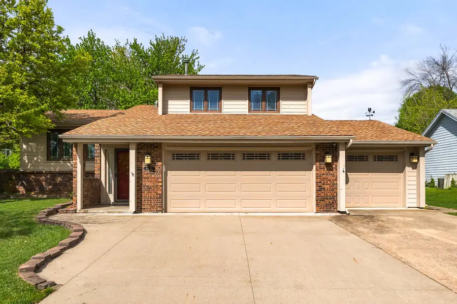 4432 98th Street, Urbandale, IA 50322 - #2