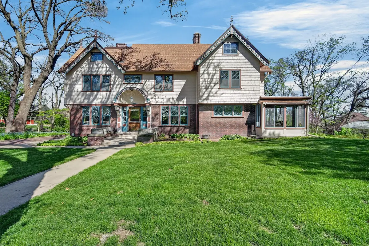 331 28th Street, Des Moines, IA 50312 - #1